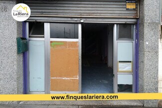 Plus de détails pour Multi-résidentiel à vendre