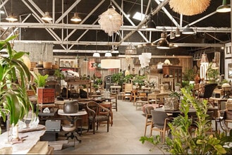 3334 S La Cienega Pl, Los Angeles, CA for lease Interior Photo- Image 2 of 5