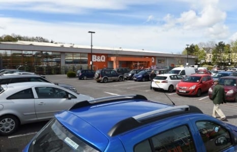 Barnstaple Retail Park portfolio of 2 properties for sale on LoopNet.ca Primary Photo- Image 1 of 3