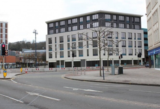 7 Orchard St, Swansea à louer - Photo du bâtiment - Image 3 de 5