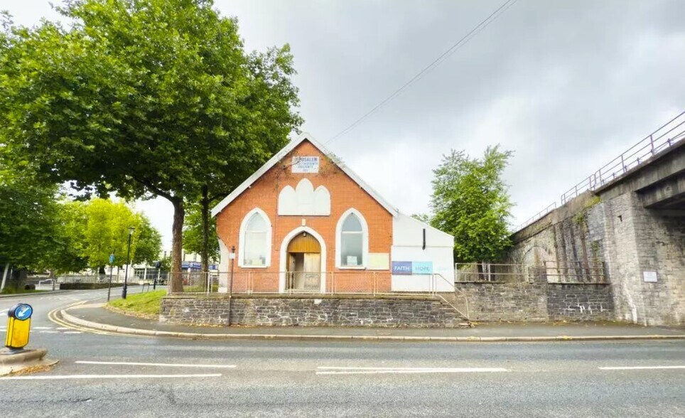 Court St, Merthyr Tydfil à vendre - Photo principale - Image 1 de 2