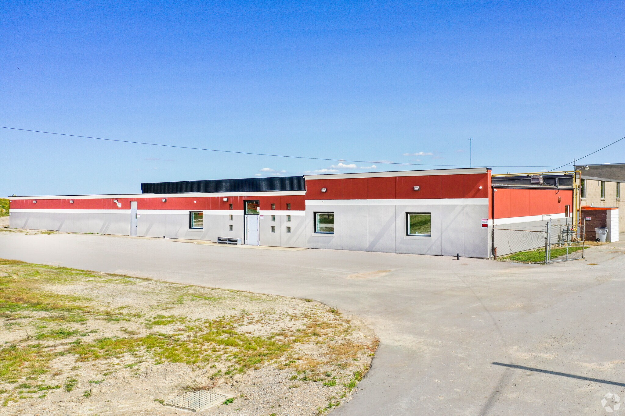 335 Wall St, Watford, ON for sale Primary Photo- Image 1 of 1