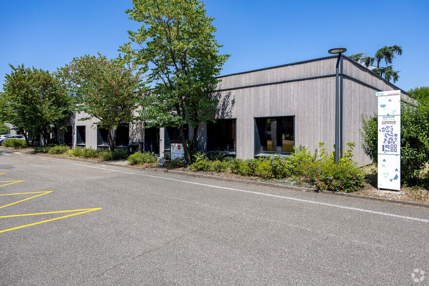 33 Avenue Du Docteur Georges Lévy, Vénissieux for lease - Primary Photo - Image 1 of 2