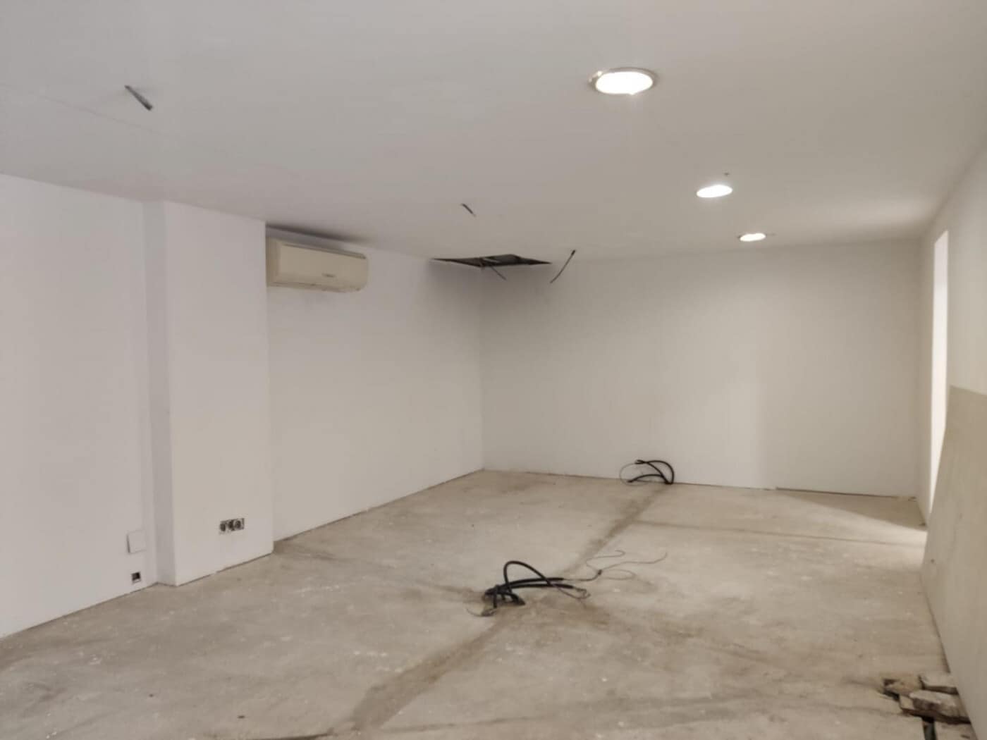 Commerce de détail dans Salou, Tarragona à louer Plan d’étage- Image 1 de 3