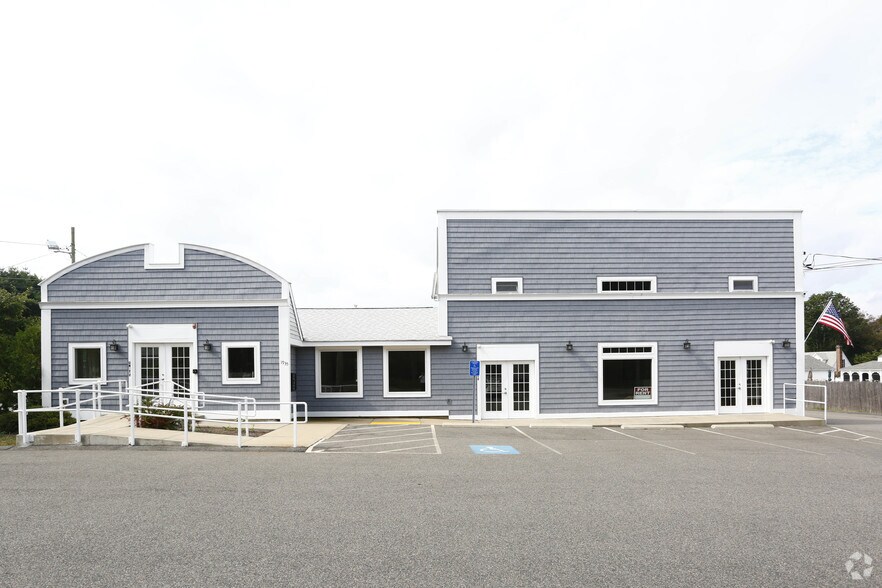 1935 Washington St, Stoughton, MA à louer - Photo du bâtiment - Image 2 de 12