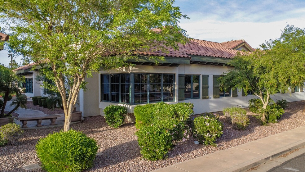 1757 E Baseline Rd, Gilbert, AZ à vendre - Photo du bâtiment - Image 3 de 10