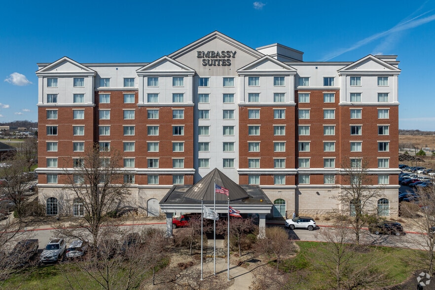 5800 Rockside Woods Blvd, Independence, OH for sale - Building Photo - Image 2 of 9