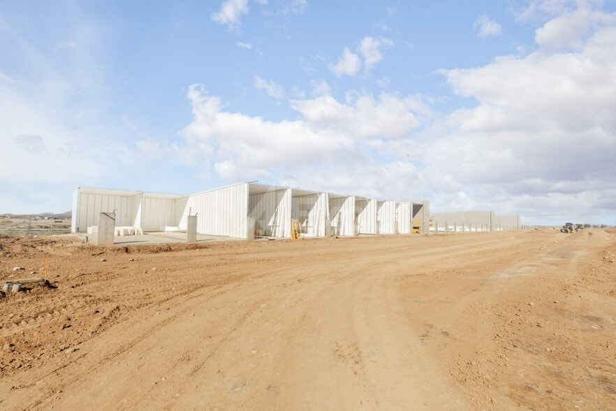 881 Aviation Way, Cedar City, UT à vendre - Photo du bâtiment - Image 2 de 8