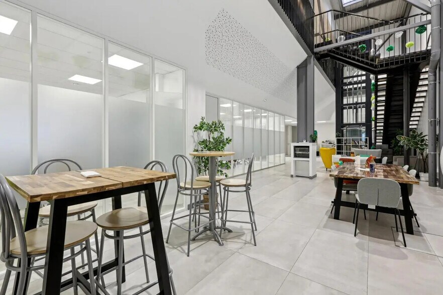 Flex dans Vaux-le-Pénil à louer - Photo intérieure - Image 2 de 18