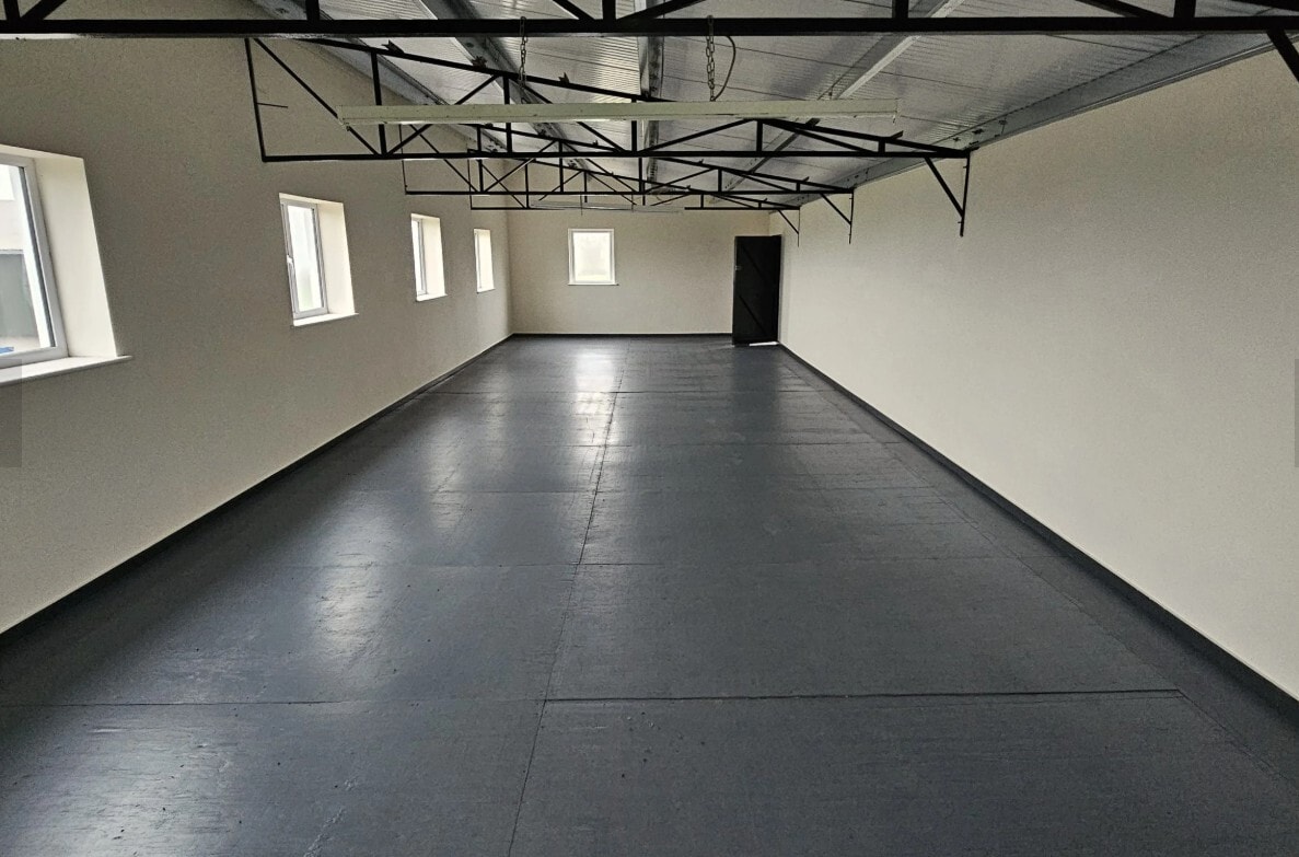 Kitts End Rd, Barnet for lease Interior Photo- Image 1 of 2