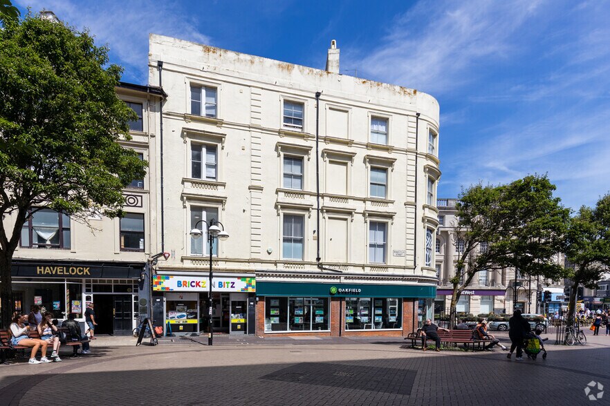 59 Robertson St, Hastings à louer - Photo du bâtiment - Image 3 de 4