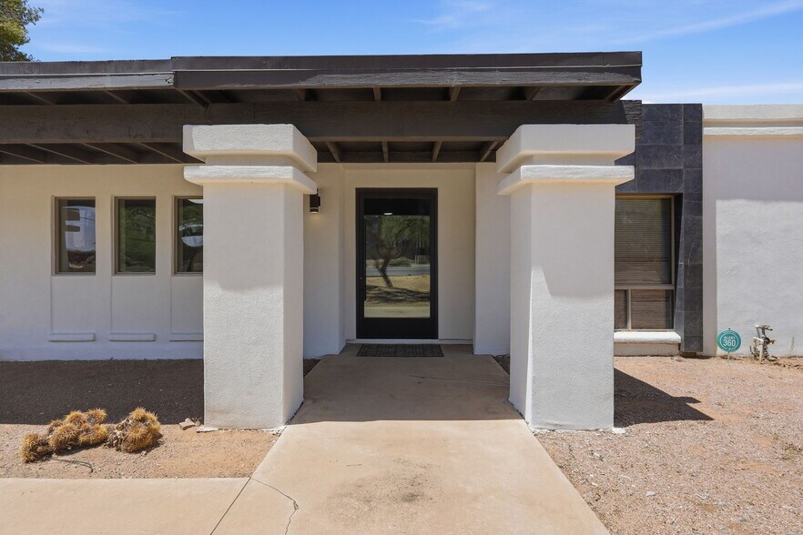 12826 N Scottsdale Rd, Scottsdale, AZ à louer - Photo du bâtiment - Image 3 de 39