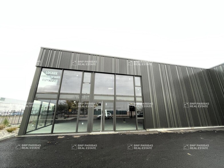 Flex dans Beauzelle à louer - Photo du bâtiment - Image 3 de 11