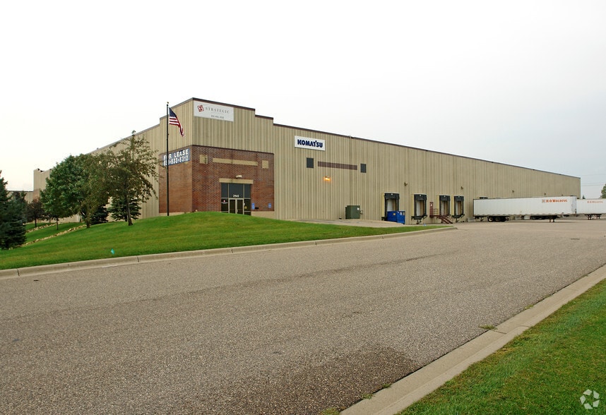 2945 Commers Dr, Eagan, MN for lease - Primary Photo - Image 1 of 11