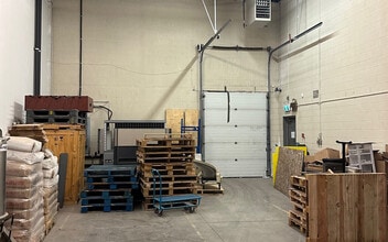 4027 7th St SE, Calgary, AB for lease Interior Photo- Image 1 of 3