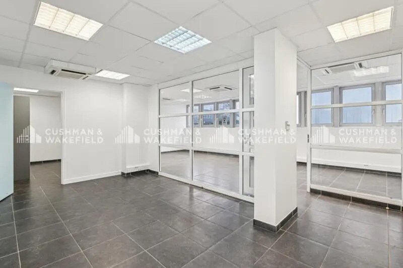 10-22 Rue D'Arras, Nanterre à louer Photo intérieure- Image 1 de 15