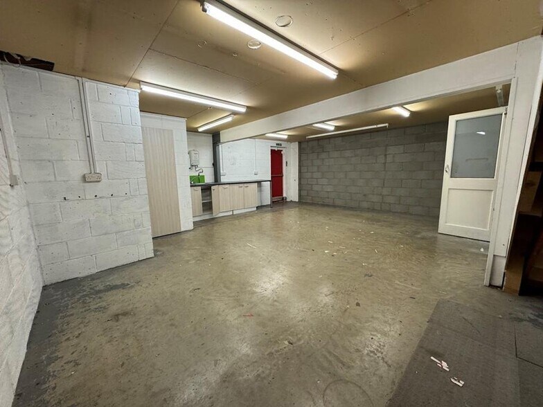 Newgate Ln, Fareham à louer - Photo intérieure - Image 3 de 17