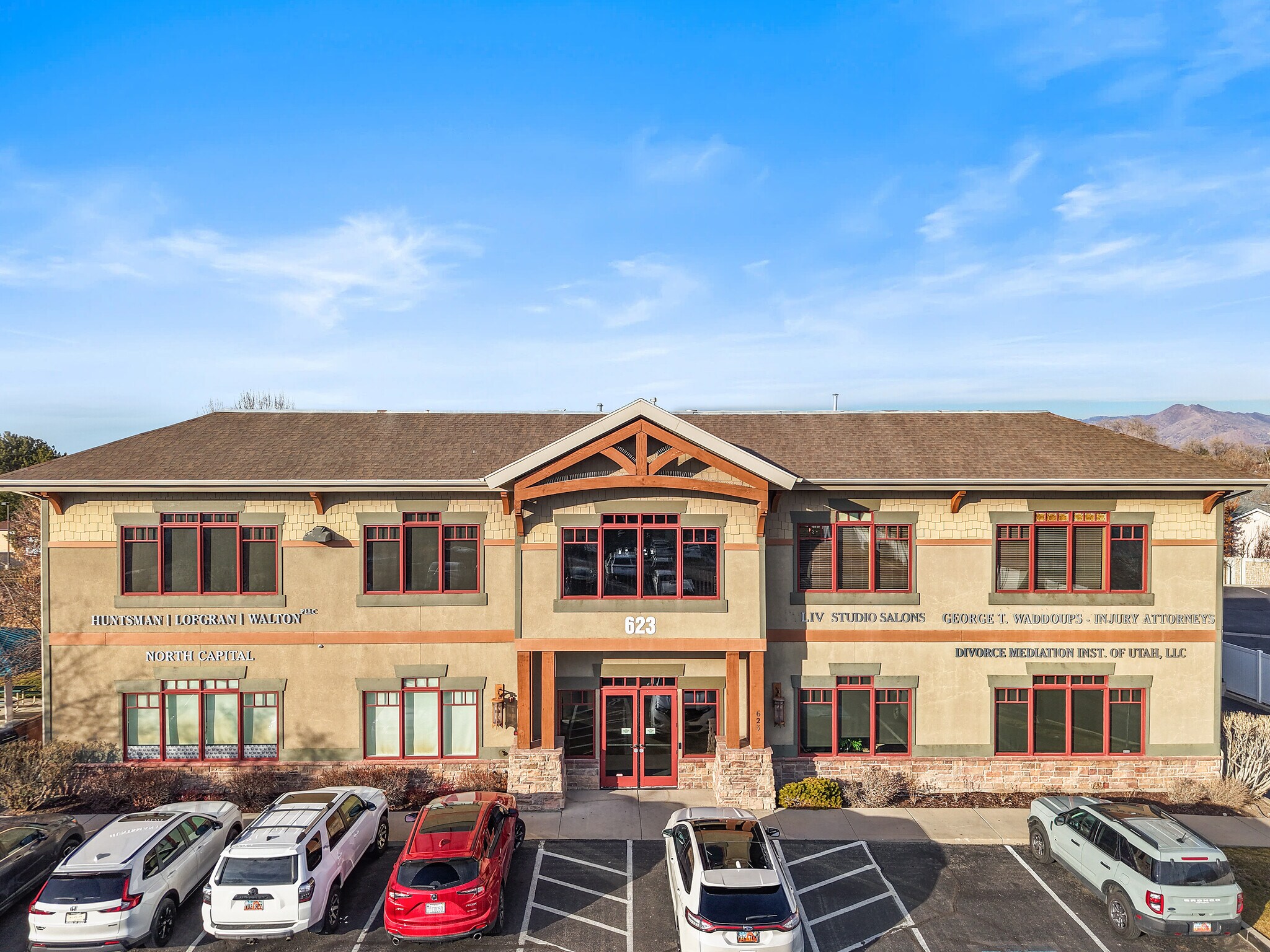Midvale Office Portfolio portefeuille de 6 propriétés à vendre sur LoopNet.ca Photo principale- Image 1 de 2