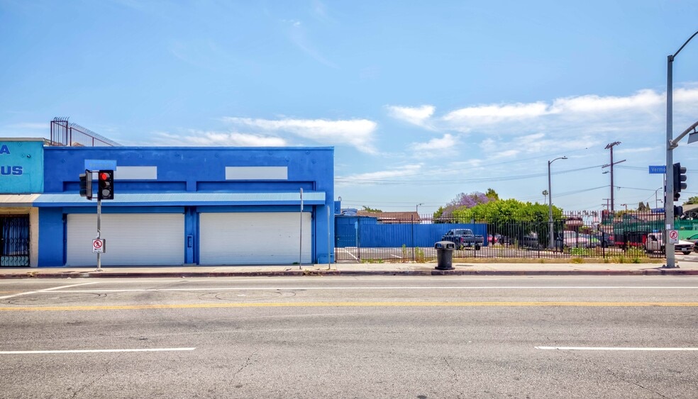 5970 S Vermont Ave, Los Angeles, CA for sale - Building Photo - Image 1 of 8