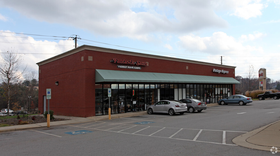 511 Smokey Park Hwy, Candler, NC for lease - Primary Photo - Image 1 of 9