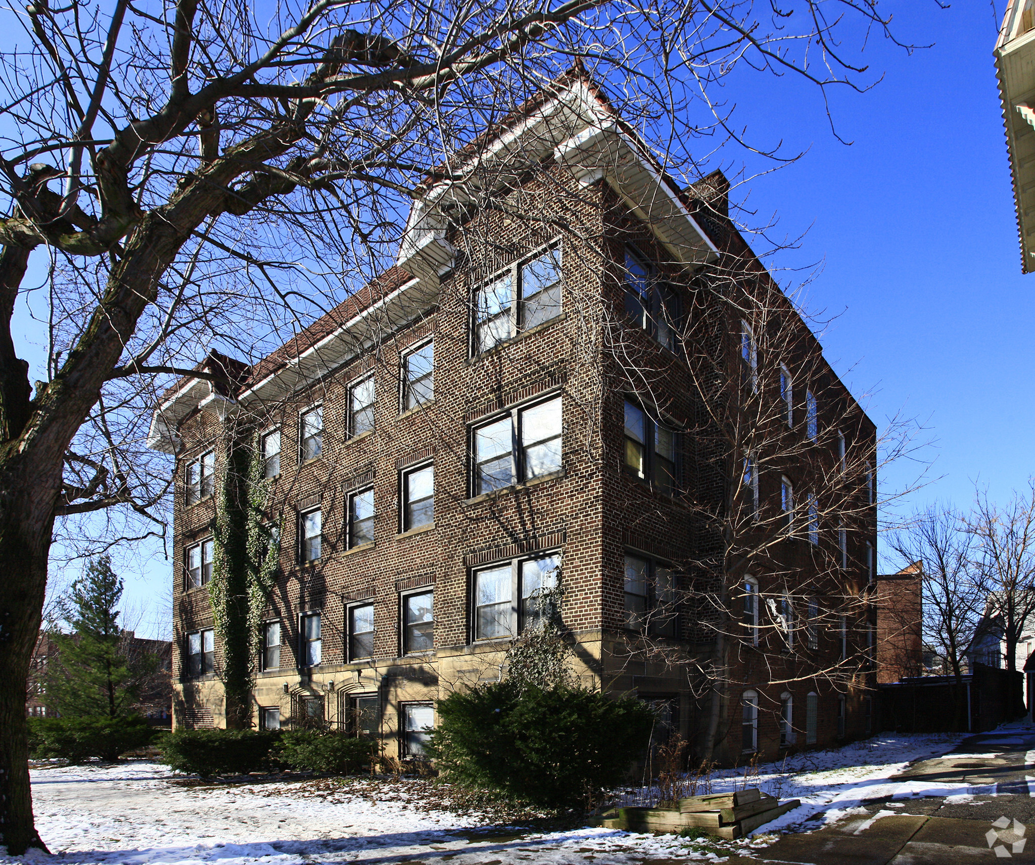 2617 Euclid Heights Blvd, Cleveland Heights, OH for sale Primary Photo- Image 1 of 1