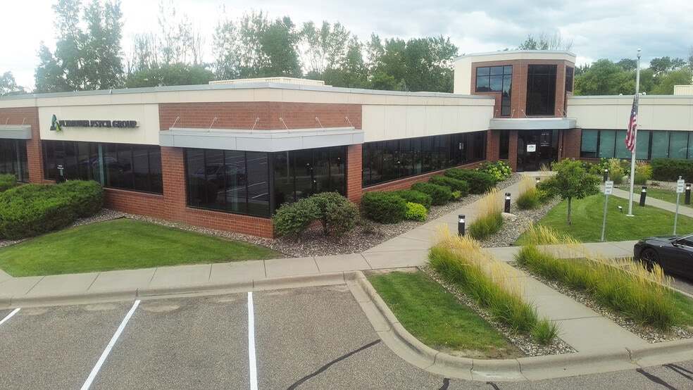 9655 Schmidt Lake Rd, Plymouth, MN for sale - Aerial - Image 2 of 14