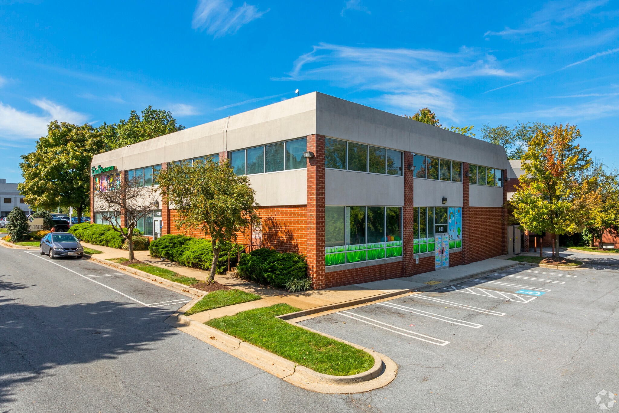 831 Russell Ave, Gaithersburg, MD for lease Primary Photo- Image 1 of 7