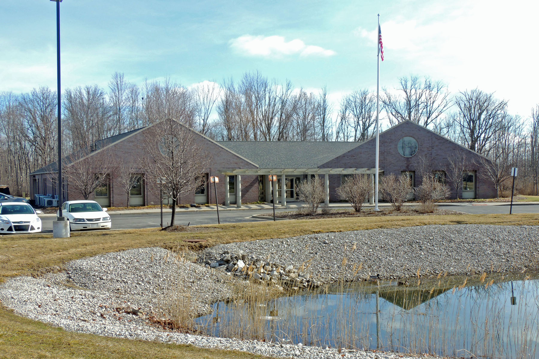 19850 Gibraltar Rd, Gibraltar, MI for sale Building Photo- Image 1 of 1