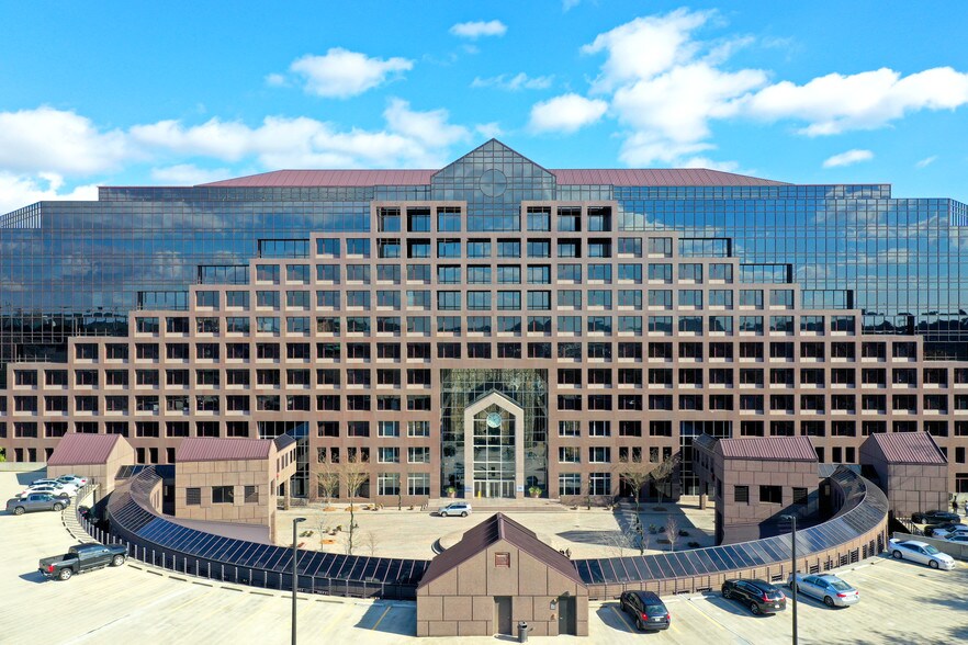 2300 Windy Ridge Pkwy SE, Atlanta, GA à louer - Photo du bâtiment - Image 2 de 13