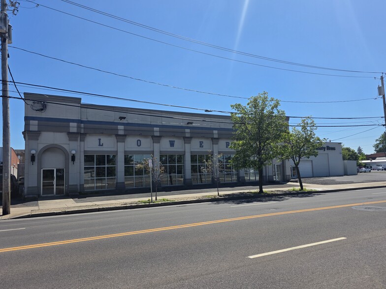 647 W Genesee St, Syracuse, NY for sale - Building Photo - Image 3 of 35