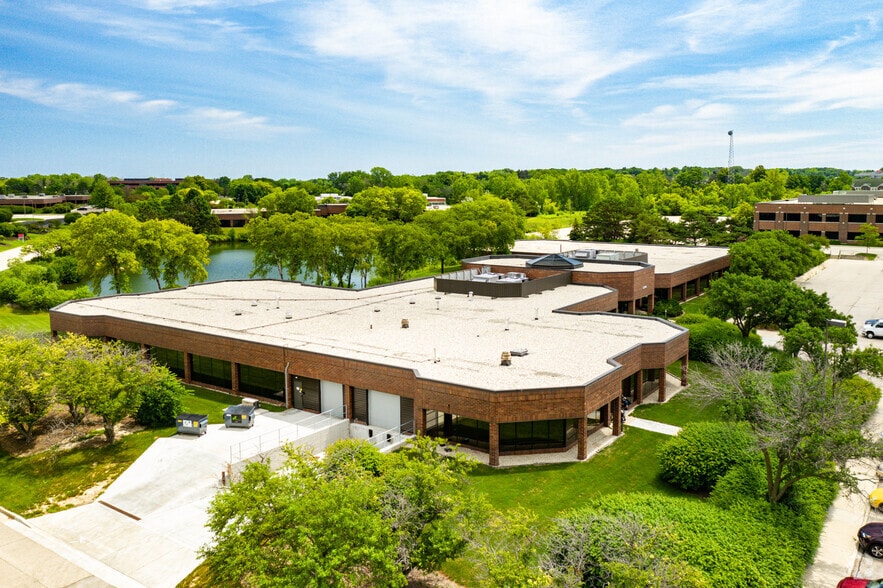 12000 W Park Pl, Milwaukee, WI for lease - Building Photo - Image 2 of 6