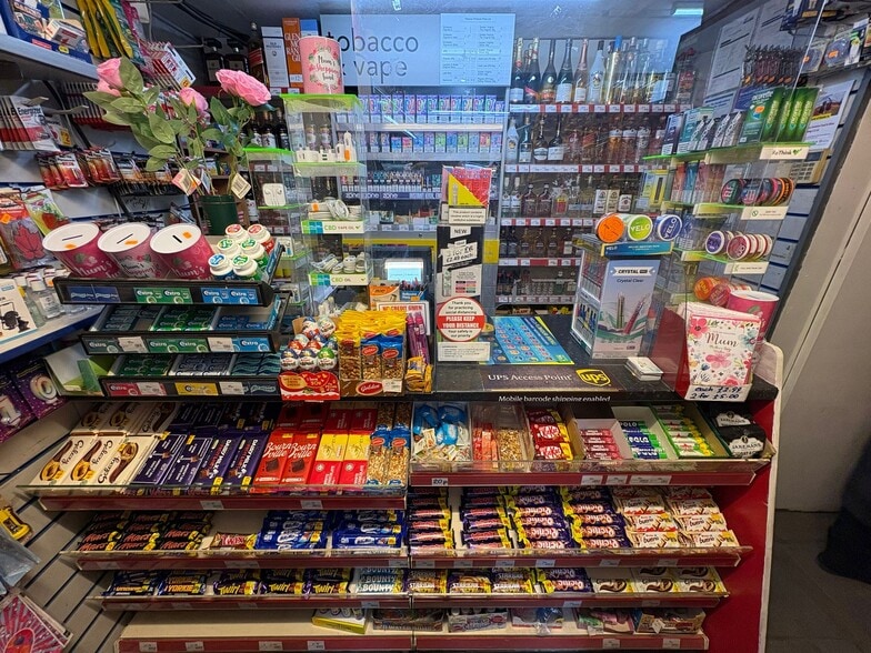 26 Peppard Rd, Sonning Common for lease - Building Photo - Image 2 of 11