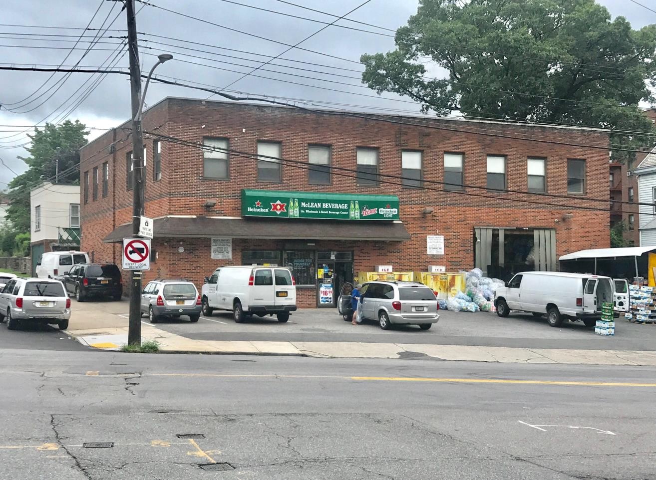 1046 McLean Ave, Yonkers, NY for sale Primary Photo- Image 1 of 1