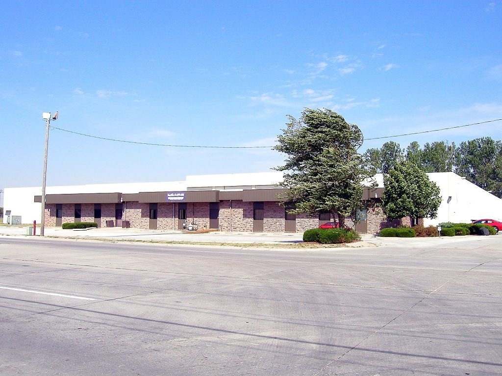 2101 35th St, Council Bluffs, IA à vendre Photo du bâtiment- Image 1 de 1