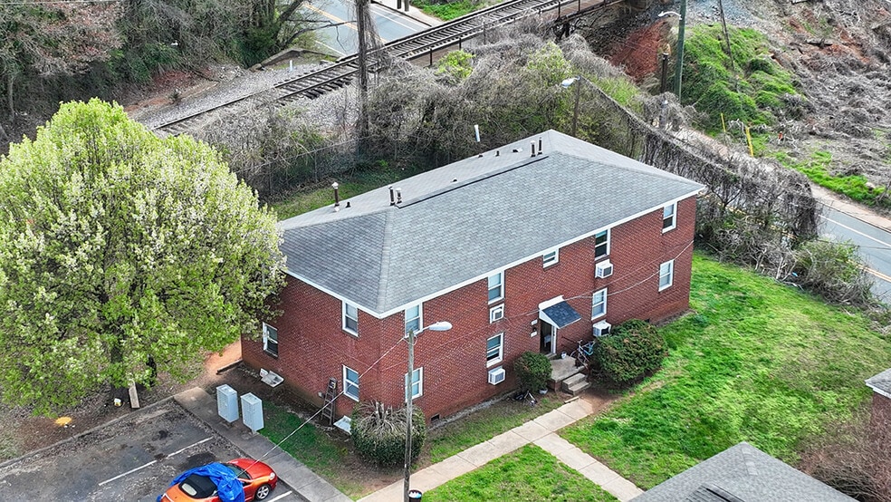 1311 N Main St, Winston-Salem, NC à vendre - Photo du bâtiment - Image 3 de 6