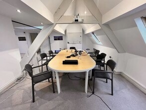 20 Victoria Ave, Harrogate for lease Interior Photo- Image 2 of 6