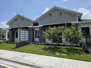 950 Windermere rd, Winter Garden, FL for lease Building Photo- Image 2 of 53
