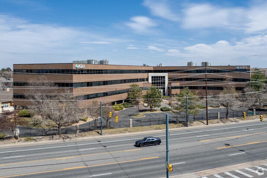 2170 S Parker Rd, Denver, CO à louer - Photo du bâtiment - Image 2 de 25