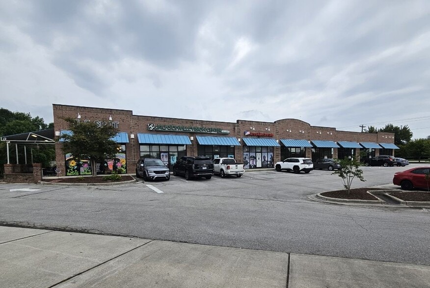 409 Western Blvd, Jacksonville, NC for lease - Building Photo - Image 2 of 3