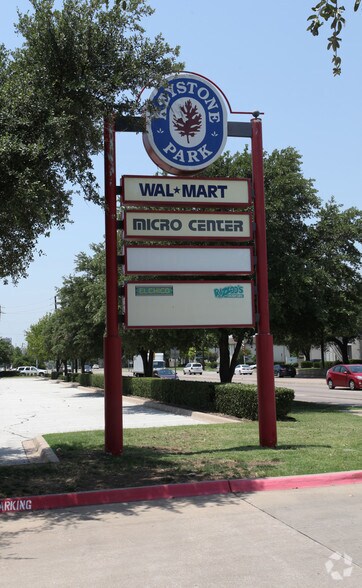 13933 N Central Expy, Dallas, TX à vendre - Photo du bâtiment - Image 3 de 8