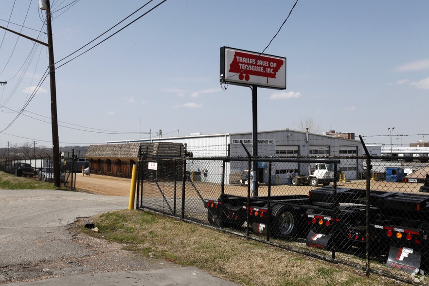 414 Woodycrest Ave, Nashville, TN for lease - Primary Photo - Image 1 of 7