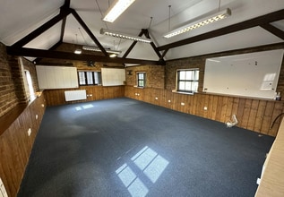 Grange Rd, Tongham for lease Interior Photo- Image 1 of 2