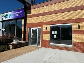 3515-3525 Hampton Ave, Saint Louis, MO for lease Interior Photo- Image 1 of 6