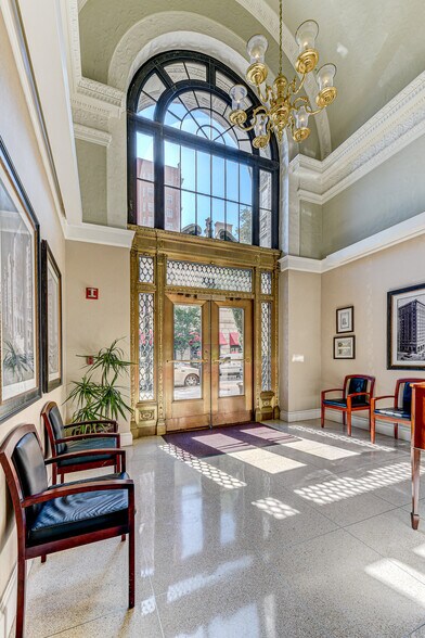 200 N Laura St, Jacksonville, FL à louer - Photo intérieure - Image 3 de 13