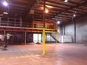 5507 1st St SE, Calgary, AB à louer Photo intérieure- Image 1 de 3