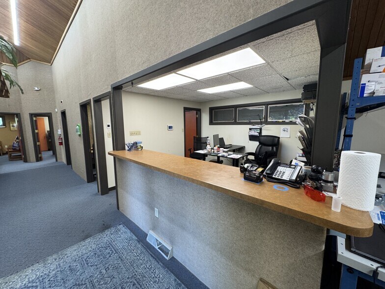 1311 Ben Franklin Hwy W, Douglassville, PA à louer - Photo intérieure - Image 2 de 19