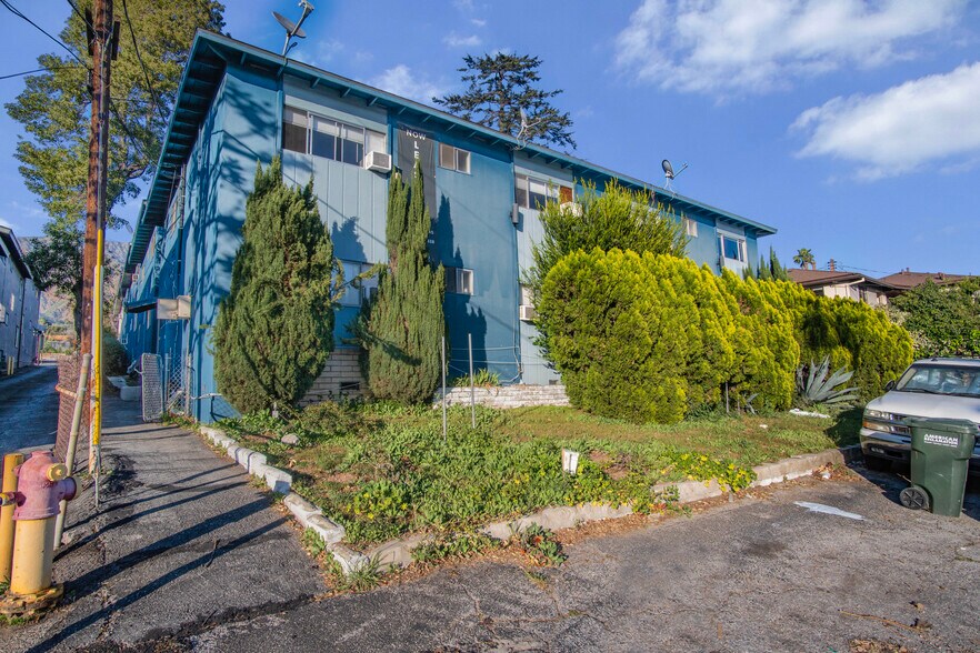 755-757 E Pine St, Altadena, CA à vendre - Photo du bâtiment - Image 3 de 12