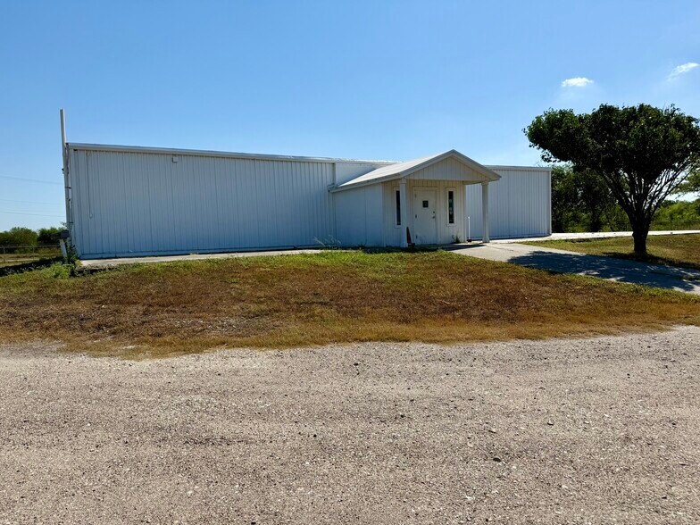 906 Lincoln Ave, Robstown, TX à vendre - Photo du bâtiment - Image 2 de 9