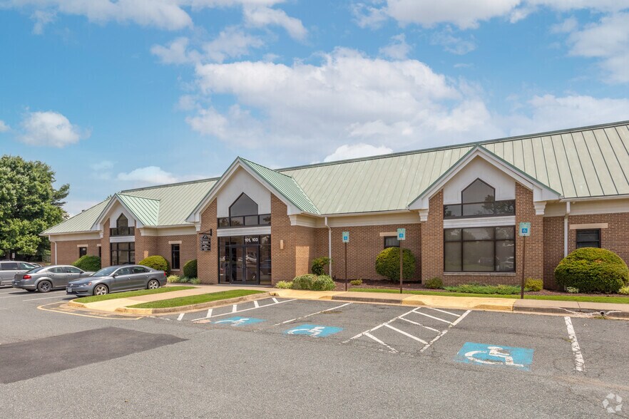 422 Garrisonville Rd, Stafford, VA à louer - Photo du bâtiment - Image 3 de 5