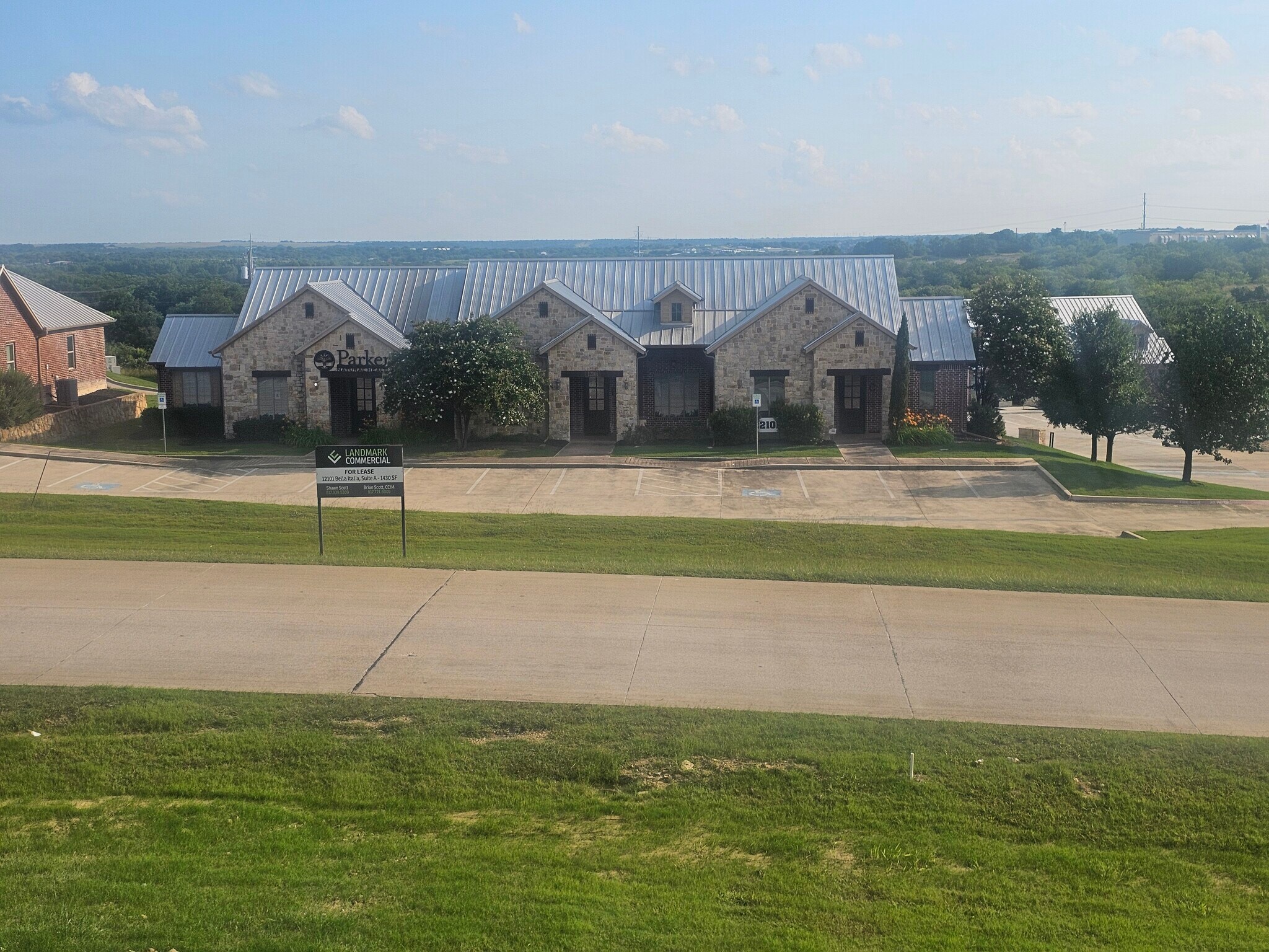 12101 Bella Italia Dr, Fort Worth, TX à vendre Photo du bâtiment- Image 1 de 1